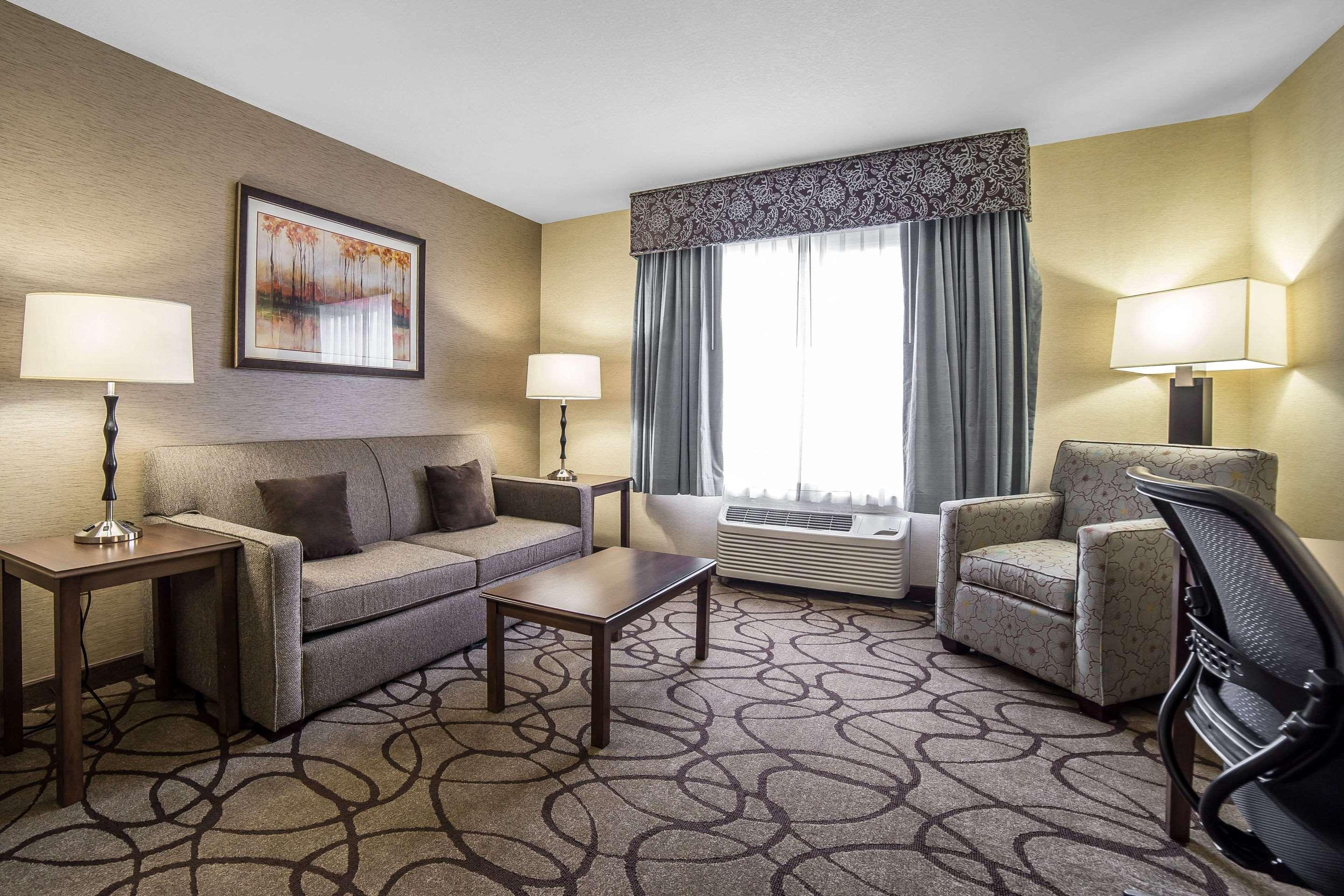 คอมฟอร์ท สวีทส์ แอร์พอร์ต Hotel ซอลต์เลคซิตี้ ภายนอก รูปภาพ